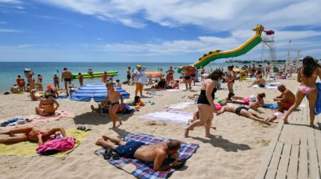 Sabah çimərliklərdə hava küləkli olacaq