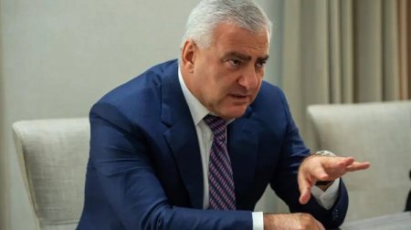 Məhkəmə Karapetyanı həbsdə SAXLADI