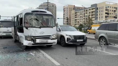 Sumqayıtda avtobuslar toqquşdu: Xəsarət alanlar var – FOTO