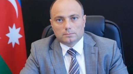 3 il öncə “yoxa çıxan” Anar Kərimov Şuşada peyda oldu - FOTO