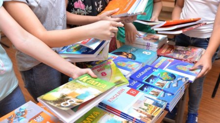 Dərsliklərlə bağlı YENİLİK – Hər kəsi narahat edən boşluqlar aradan QALDIRILIR?
