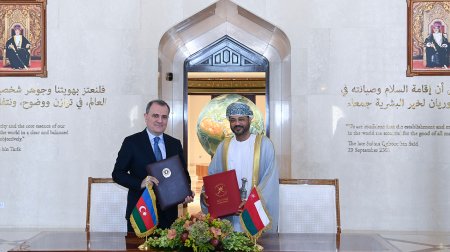 Azərbaycanla Oman bu şəxslər üçün vizanı ləğv etdi – FOTO