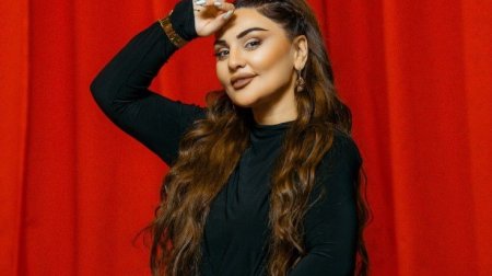 Şəbnəm Tovuzlu 800 min manata villa, 425 minə də "Mercedes Gelandewagen" aldı