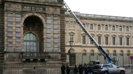 Luvr muzeyinin qarətində üçüncü şübhəli saxlanıldı
