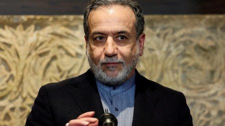 Araqçi: “ABŞ-ın tələbləri qəbuledilməzdir”