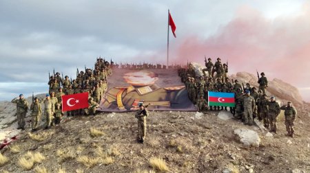 Hərbi qulluqçularımızın iştirak etdiyi “Dağ komando kursu” başa çatdı - FOTO