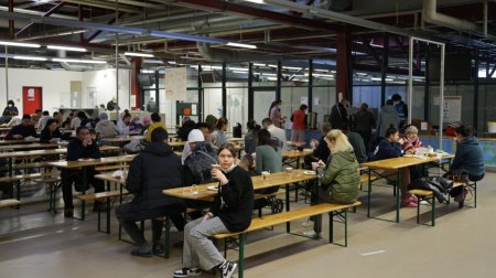 Almaniyada olan ukraynalı qaçqınlaraPİS XƏBƏR - Ən böyük mərkəz bağlanır