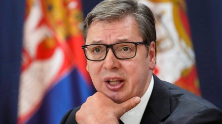 Vuçiç növbədənkənar prezident seçkiləri ilə RAZILAŞDI