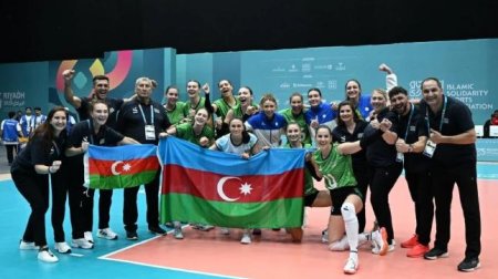 Voleybol millimiz İslamiadaya qələbə ilə BAŞLADI