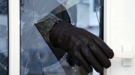 Abşeronda marketdən oğurluq edən şəxs SAXLANILDI