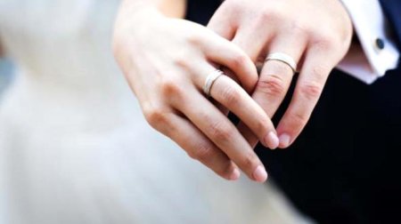 "Mərasim olsaydı, etiraf edərdik" - 16 yaşında nişanı olan qızın əmisi danışdı - VİDEO