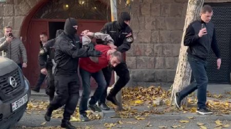 Alen Simonyanı təhqir edən blogerlər belə saxlanıldı - VİDEO