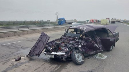 Lənkəranda agır qəza: Xəsarət alanlar var - FOTO