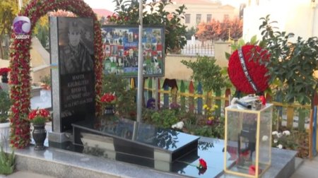 Bakıda iki şəhidin məzarı qarət edildi - VİDEO