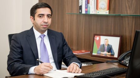 Zaur Əliyev direktor müavinini işdən çıxardı - YENİ TƏYİNAT - FOTO