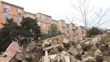 Xətaidə iki ildir abadlıq işləri niyə yarımçıq qalıb? — VİDEO