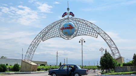 Goranboyda zəncirvari qəza - Avtomobillərə ciddi ziyan dəydi