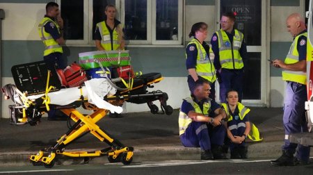 Sidneydə terror aktı törədənlərdən biri İŞİD-lə əlaqəli olub