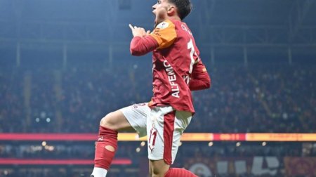 &ldquo;Qalatasaray&rdquo; evdə üç xala sevindi