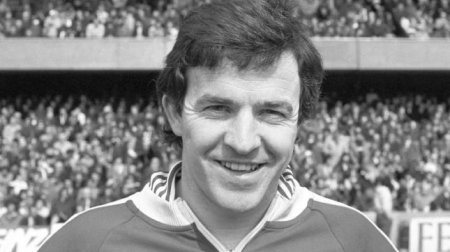 İngiltərə klubunun sabiq futbolçusu VƏFAT ETDİ