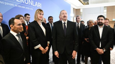 Prezident bu idmançılara ev verdi