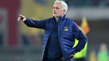 Mourinyo "Çelsi"yə qayıda bilər