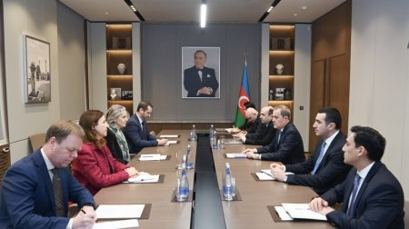 Avropa İttifaqının nümayəndəsi Azərbaycan-Ermənistan sülh prosesi barədə məlumatlandırıldı