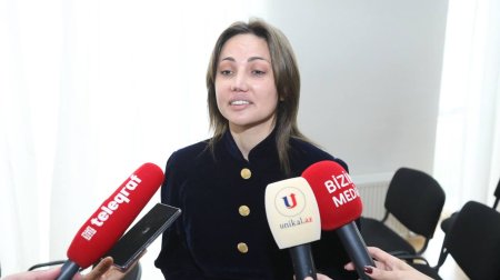 Müğənni Dəniz Əsədovadan məhkəmədə gözlənilməz açıqlama: "Pulu borc vermişəm"
