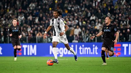 "Yuventus" "Napoli"yə qalib gəldi