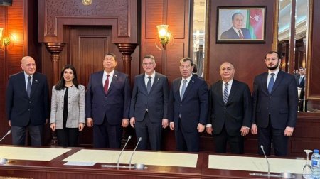 Gideon Saar Milli Məclisdə - FOTO