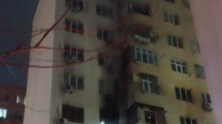 Abşeron Gənclər Şəhərciyində yanğın olub - VİDEO