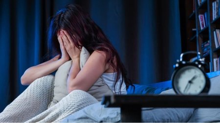 Gecə oyanmaq insanda xəstəlik yaradır?