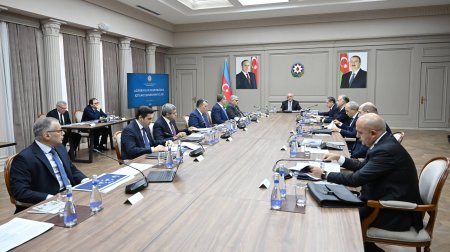 İqtisadi Şuranın iclası KEÇİRİLDİ &ndash; FOTO