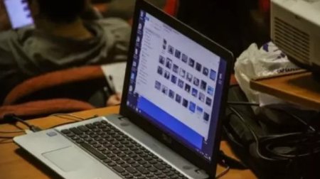 İnterneti həqiqətən kim icad edib? - "Google"un gizlətdiyi qaranlıq TARİX