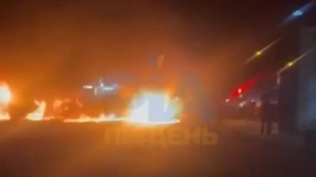 Rusiya ordusu Zaporojyedə yaşayış məhəlləsini atəşə tutub - VİDEO