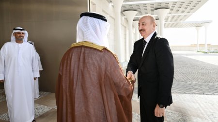 İlham Əliyevin Birləşmiş Ərəb Əmirliklərinə səfəri başa çatdı &ndash; FOTO