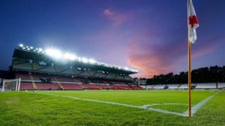 Stadionun vəziyyətinə görə matç TƏXİRƏ SALINDI