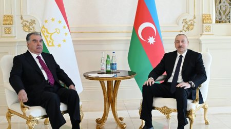Tacikistan Prezidenti İlham Əliyevi TƏBRİK ETDİ