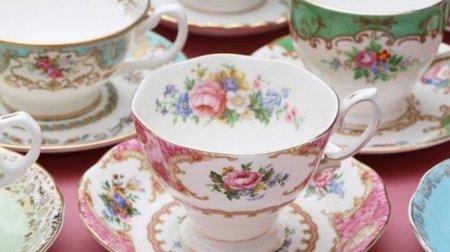 İndi 1100 manata satılır &mdash; Çox evdə hələ də bu dəstdən var - FOTO