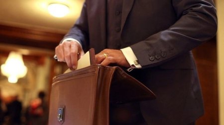 Tovuzda yüksəkvəzifəli məmur işdən çıxarıldı - FOTO