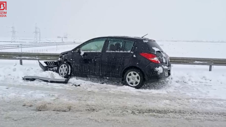 Cəlilabadda yollar buz bağlayıb &ndash; VİDEO