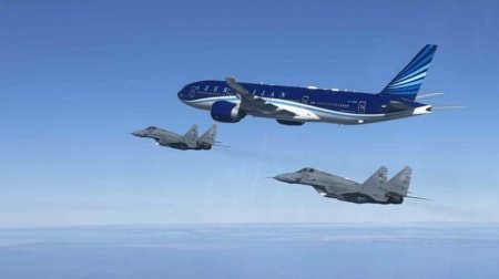 Serbiya qırıcıları Prezidentin təyyarəsini belə müşayiət etdilər &ndash; FOTO