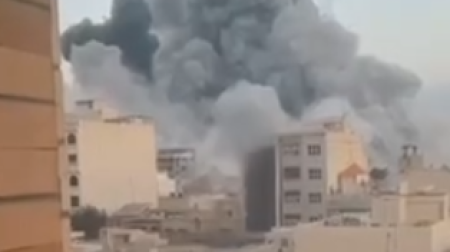 Tehranda SEPAH komandanlığına raket zərbəsi ENDİRİLDİ - VİDEO