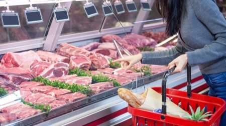 Ət satışında qadağalar olsun - TƏKLİF