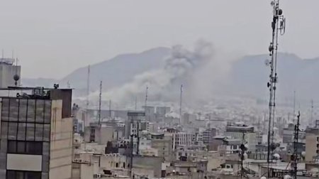 İranın hərbi bazaları belə bombalandı &ndash; VİDEO