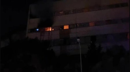 Binəqədidə yaşayış binasında güclü YANĞIN