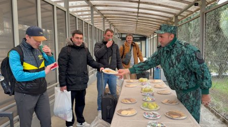 Rusiya, Qazaxıstan və Çin vətəndaşları İrandan Azərbaycana təxliyə olundu - FOTO