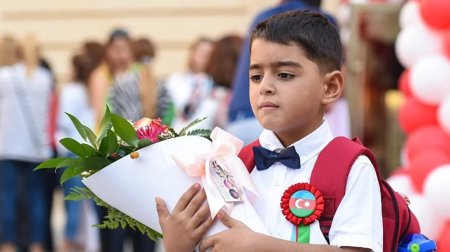 I sinfə elektron qeydiyyatla bağlı valideynlərə MÜRACİƏT