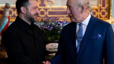 Zelenski Britaniya kralına &ldquo;iPad&rdquo; HƏDİYYƏ ETDİ &ndash; VİDEO