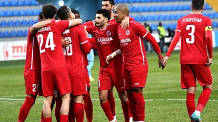 &ldquo;Araz Naxçıvan&rdquo;ın iki futbolçusu yığmaya ÇAĞIRILDI